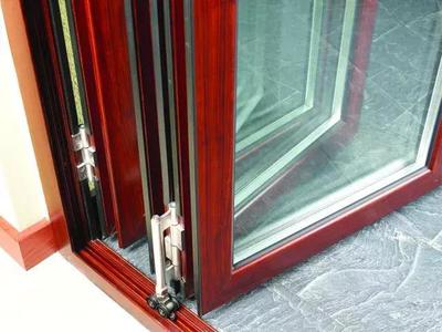 鄭州裝修須知 金屬門(mén)窗玻璃結(jié)露成因與處理全攻略