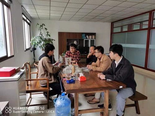 為入駐企業開展法律與信息咨詢服務